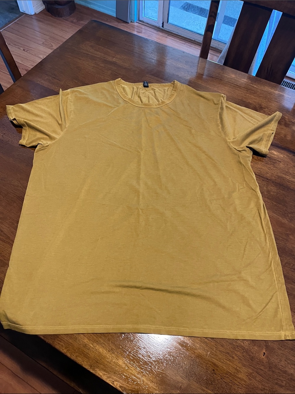 lululemon athletica Men's Short Sleeve Crew T-Shirt in Mustard